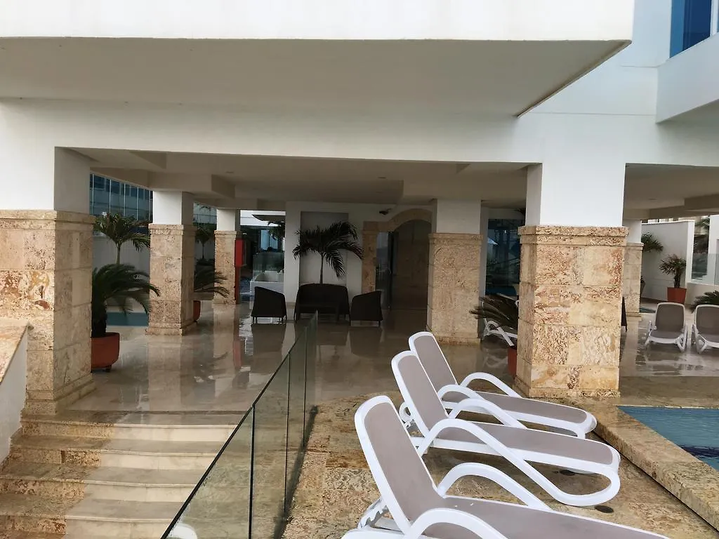 Cartagena Beach Front 0*,  קולומביה